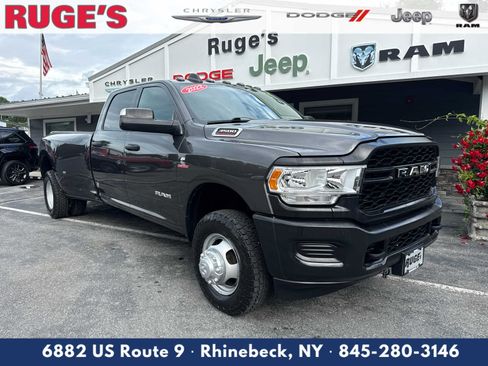 Used 2022 RAM 3500 Tradesman AWD/4WD image 1