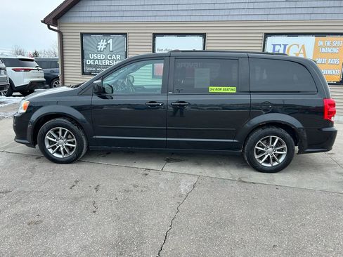 Used 2013 Dodge Grand Caravan R/T w/ Driver Convenience Group image 8