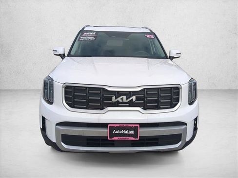 Used 2025 Kia Telluride S image 2