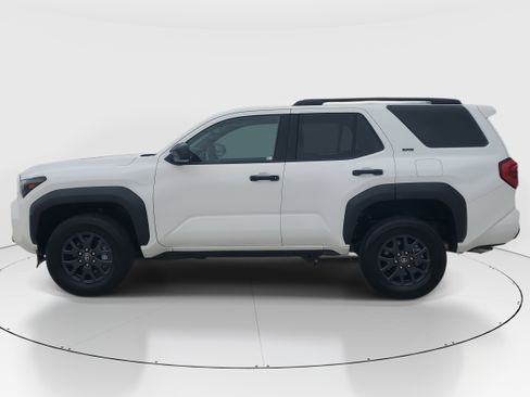Used 2025 Toyota 4Runner SR5 image 7