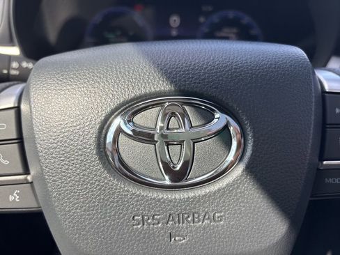 New 2026 Toyota Sienna XSE image 27