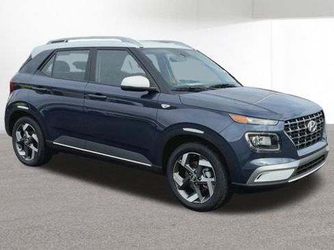 New 2026 Hyundai Venue SEL image 2