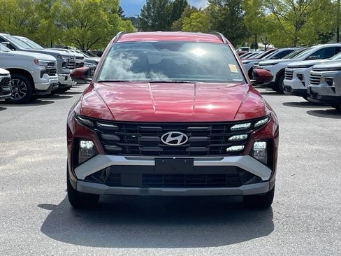 Used 2025 Hyundai Tucson SEL FWD image 2