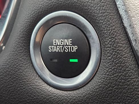 Used 2023 Chevrolet Traverse High Country w/ LPO, Floor Liner Package AWD/4WD image 23