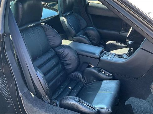 Used 1990 Chevrolet Corvette ZR-1 RWD image 27