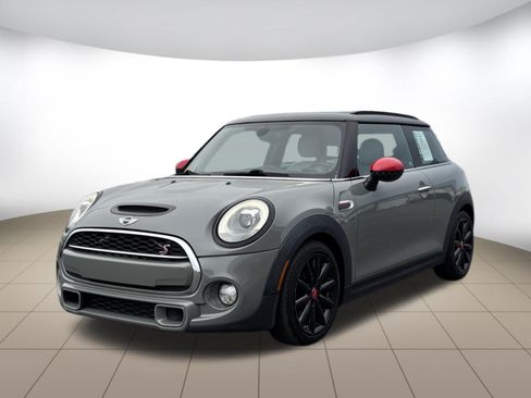 Used 2017 MINI Cooper S FWD image 3