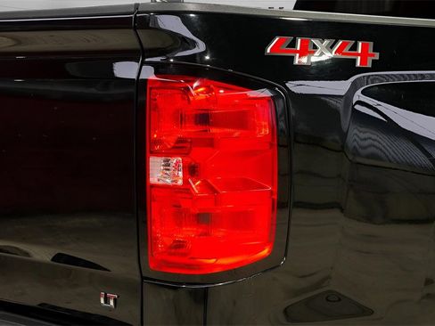 Used 2018 Chevrolet Silverado 1500 LT w/ All Star Edition image 15