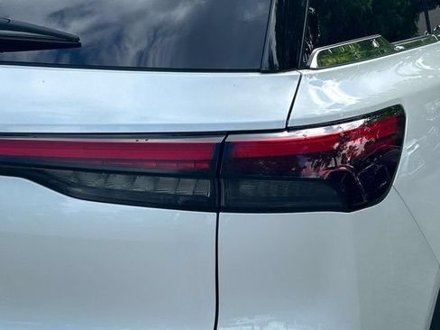 Used 2023 INFINITI QX60 Luxe w/ Cargo Package AWD/4WD image 10