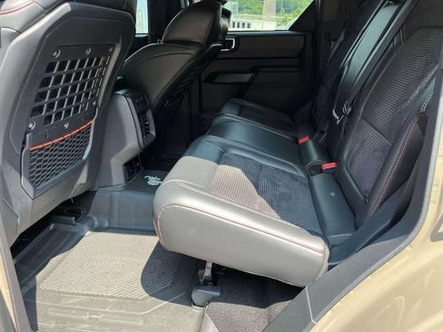 Used 2025 Ford Bronco Raptor AWD/4WD image 18