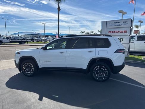 New 2026 Jeep Cherokee Limited image 9