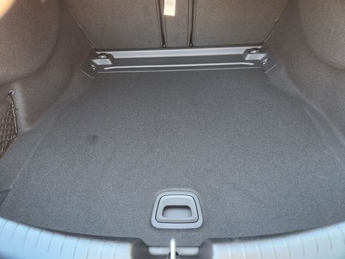 New 2026 Mercedes-Benz CLE 300 4MATIC Coupe image 32