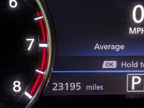 Used 2020 Nissan Sentra SR w/ Premium Package FWD image 12