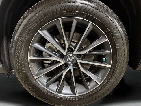 Used 2022 Lexus NX 250 image 32