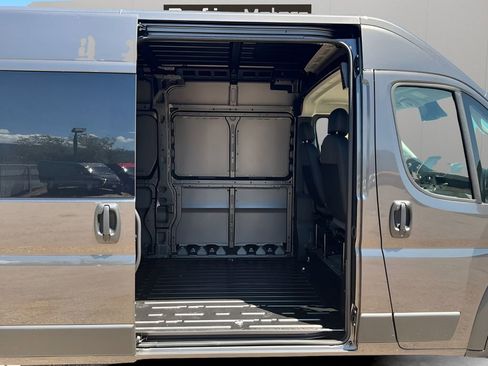 New 2025 RAM ProMaster 1500 w/ Quick Order Package 22G SLT FWD image 7