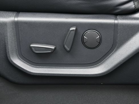 Used 2021 Ford Expedition XLT RWD image 10