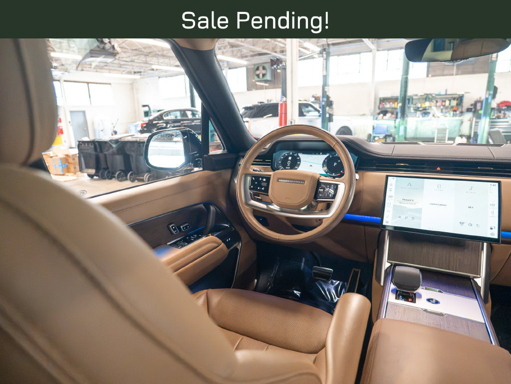 Certified 2025 Land Rover Range Rover SE AWD/4WD image 18