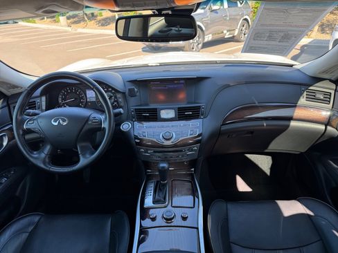 Used 2015 INFINITI Q70 3.7 w/ Deluxe Touring Package image 20