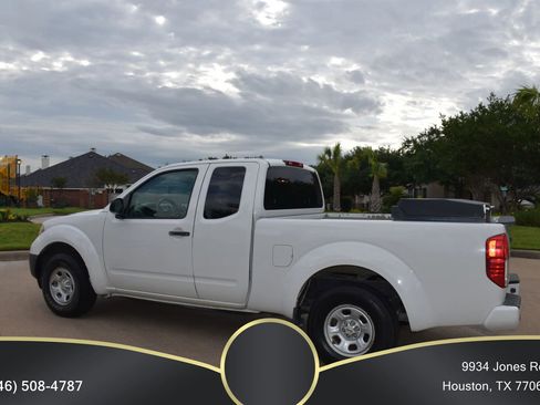 Used 2018 Nissan Frontier S RWD image 4