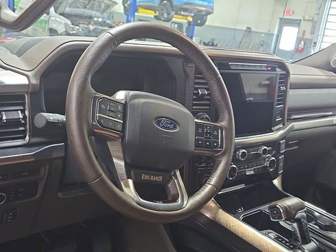 Used 2024 Ford F150 King Ranch w/ FX4 Off-Road Package image 17