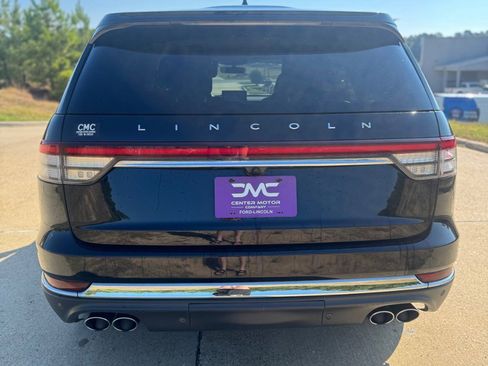 Used 2020 Lincoln Aviator Reserve w/ Equipment Group 202A image 6