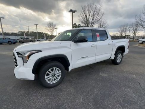 New 2026 Toyota Tundra SR5 image 8