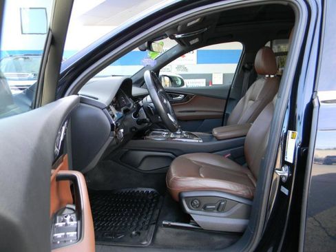 Used 2017 Audi Q7 3.0T Prestige AWD/4WD image 12