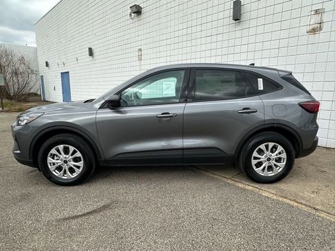 New 2026 Ford Escape Active w/ Cold Weather Package AWD/4WD image 2
