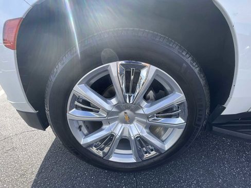 Certified 2023 Chevrolet Suburban High Country image 33