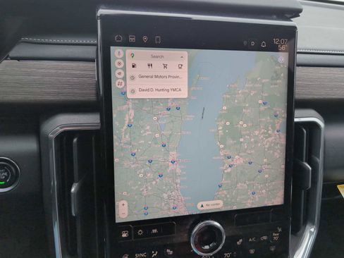 Used 2024 GMC Acadia Denali w/ Super Cruise Package image 14