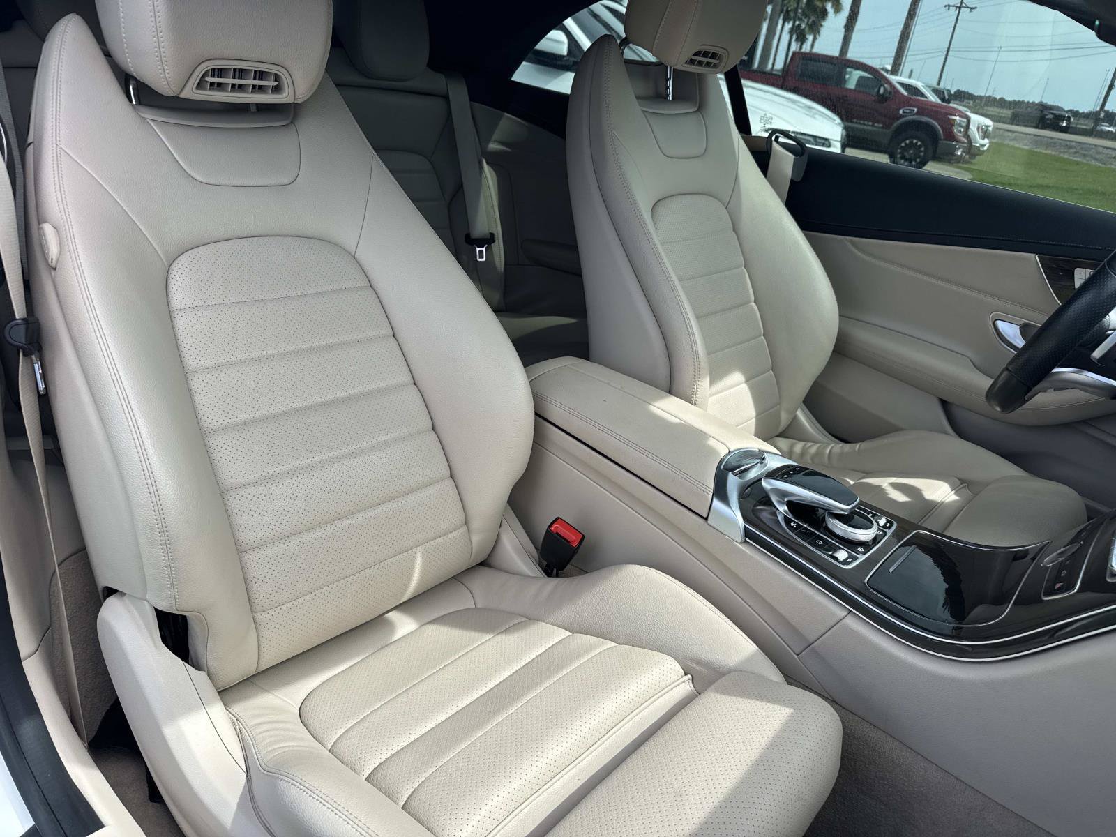 Used 2023 Mercedes-Benz C 300 Cabriolet image 13