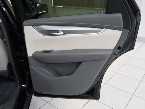 Used 2021 Cadillac XT5 Premium Luxury AWD/4WD image 23