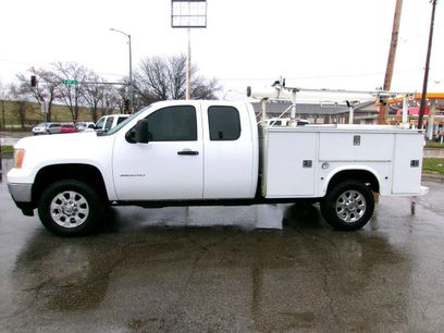 Used 2013 GMC Sierra 3500 W/T w/ Snow Plow Prep Package