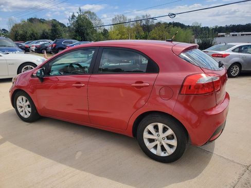 Used 2013 Kia Rio EX w/ Convenience Pkg image 12