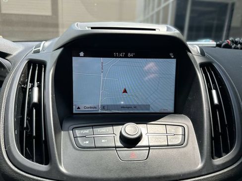 Used 2018 Ford Escape SEL FWD image 19