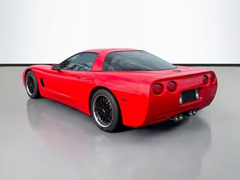 Used 1998 Chevrolet Corvette Coupe w/ Memory Pkg RWD image 5