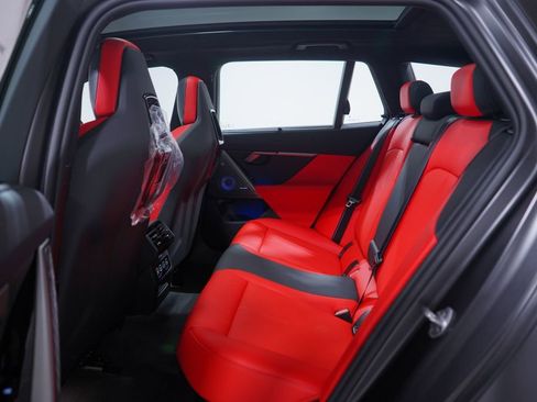 New 2026 BMW M5 Touring image 9