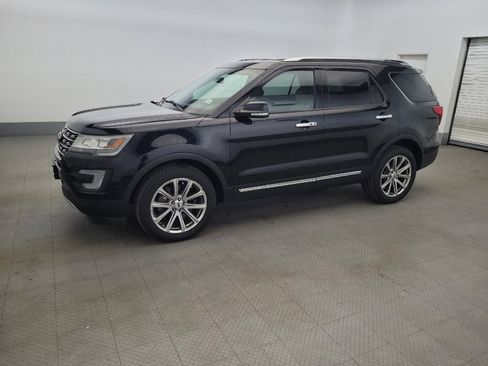 Used 2017 Ford Explorer Limited AWD/4WD image 2
