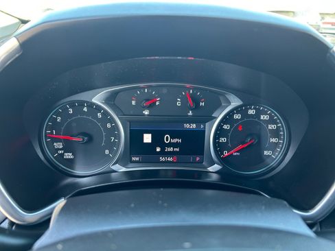 Used 2019 Chevrolet Equinox LT image 11