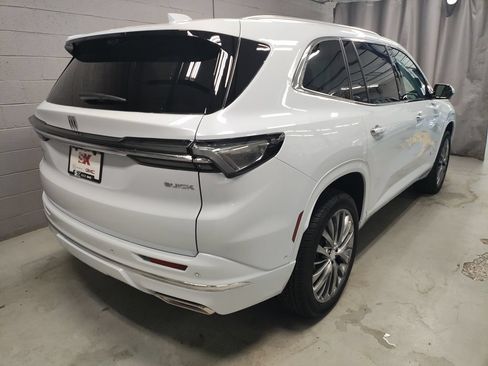 New 2026 Buick Enclave Avenir w/ Super Cruise Package AWD/4WD image 2