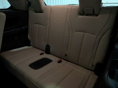 Used 2025 INFINITI QX60 Sensory w/ Vision Package AWD/4WD image 11