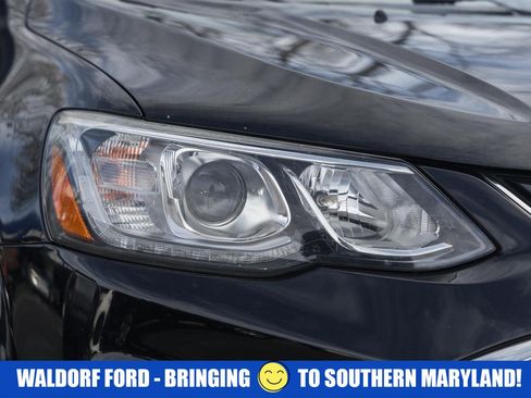 Used 2018 Chevrolet Sonic LT w/ Convenience Package image 10