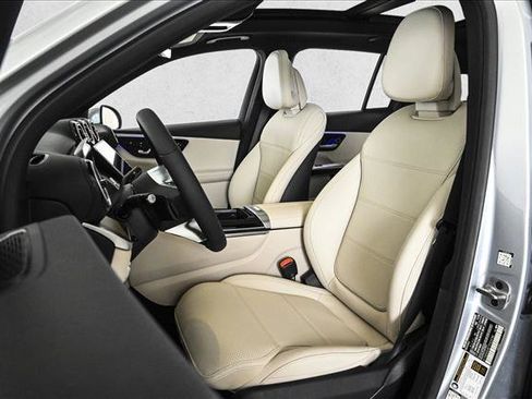 New 2026 Mercedes-Benz GLC 300 4MATIC image 18