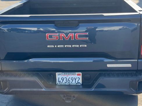 Used 2020 GMC Sierra 1500 Elevation w/ Elevation Value Package image 4