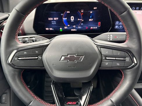Used 2025 Chevrolet Blazer EV RS AWD/4WD image 33
