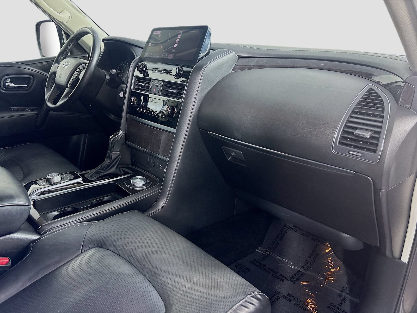 Used 2024 INFINITI QX80 Luxe AWD/4WD image 31