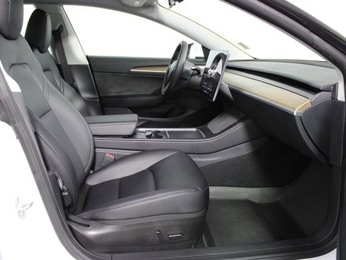 Used 2023 Tesla Model 3 Standard Range RWD image 9