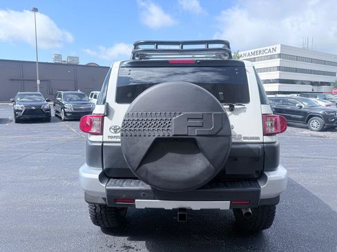 Used 2010 Toyota FJ Cruiser 4WD image 4