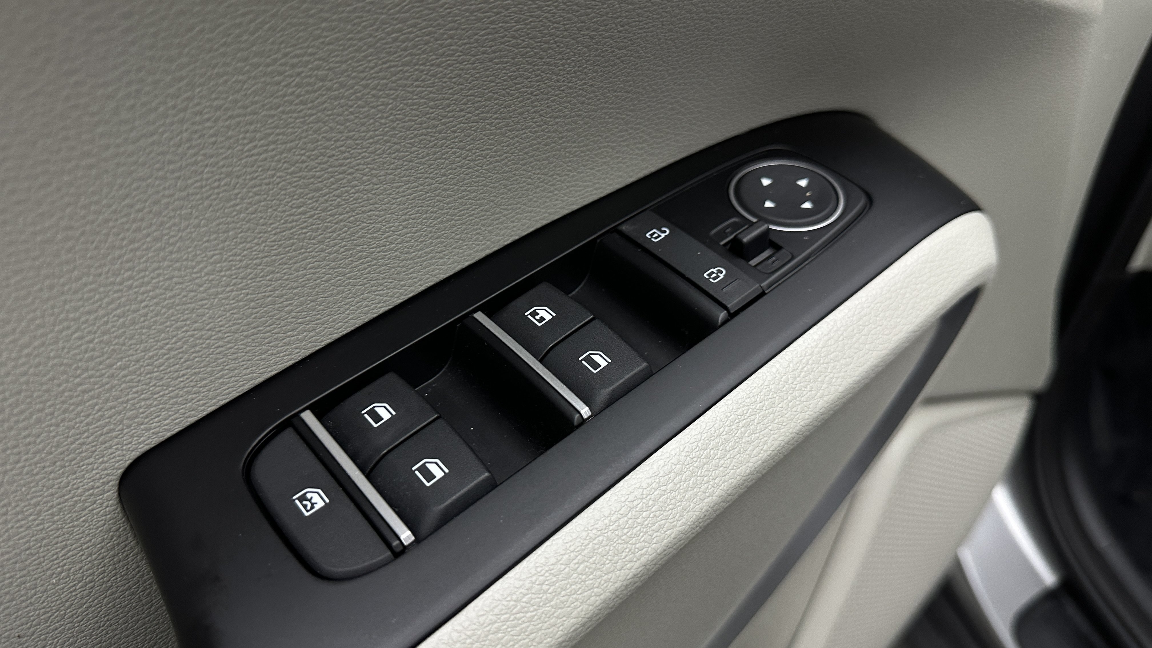 Used 2023 Kia Soul LX FWD image 12