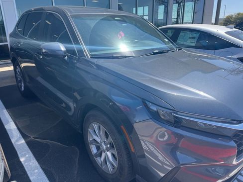 Used 2023 Honda CR-V EX-L image 3