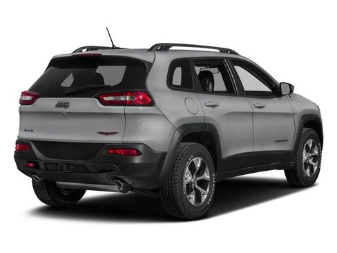 Certified 2018 Jeep Cherokee Trailhawk w/ Comfort/Convenience Group AWD/4WD image 3